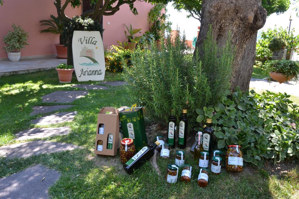 Azienda Agrituristica Villa Arianna Imperia Extérieur photo