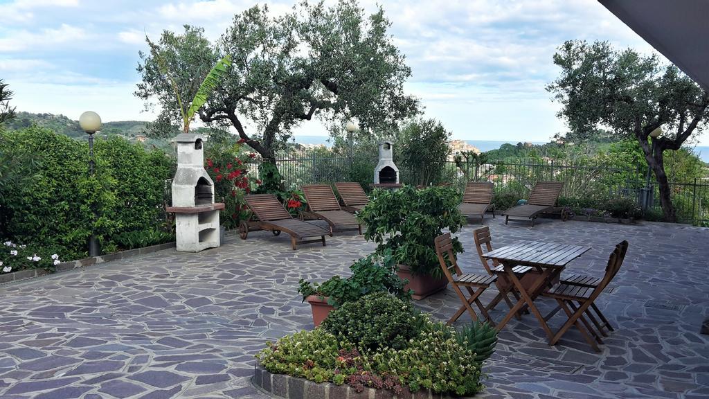 Azienda Agrituristica Villa Arianna Imperia Extérieur photo